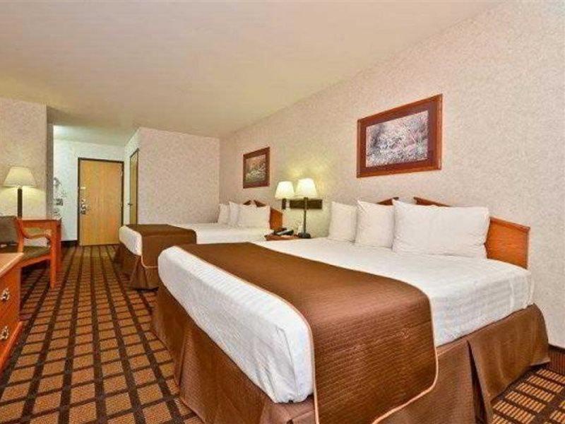 Quality Inn Monee I-57 מראה חיצוני תמונה