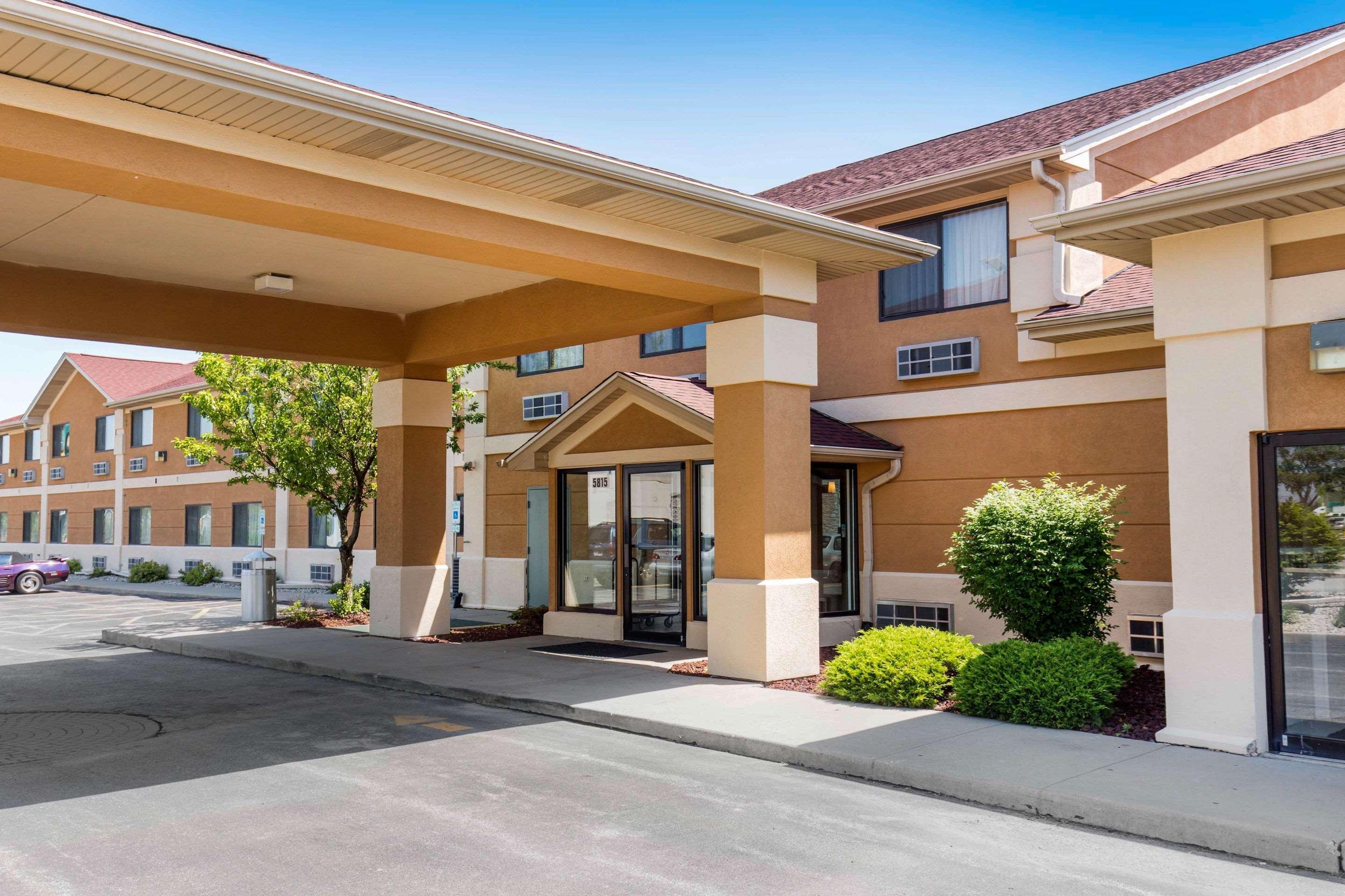 Quality Inn Monee I-57 מראה חיצוני תמונה